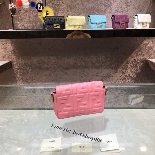 FENDI精品女包 芬迪BAGUETTE羊皮手袋 Fendi 0191s迷你肩背斜挎包 fdzg2525